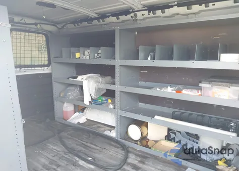 2015 Chevrolet Express 2500 Work Van z USA, uszkodzony, nr VIN 1GCWGFCF2F1184210